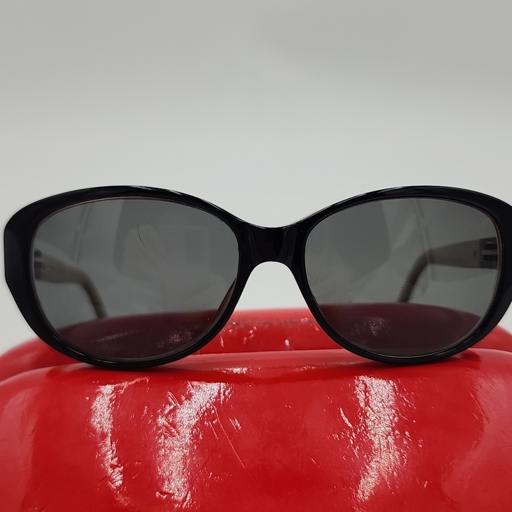 Elizabeth Arden Black Sunglasses With Red Case